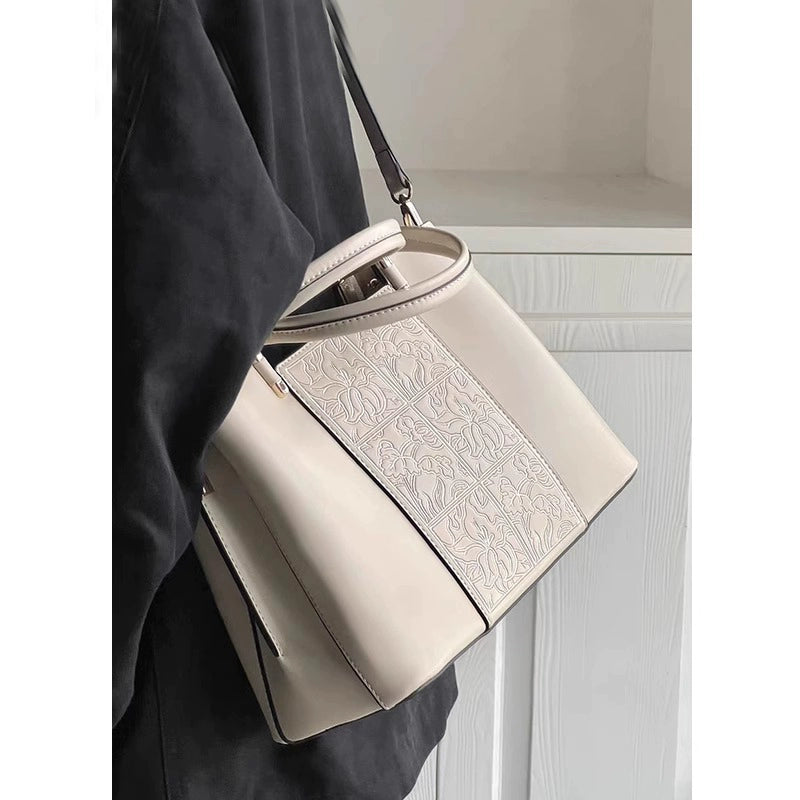 Mother's Day Gift Handbags 2024 New Arrival National Style Middle-Aged Women's to Give Mom Bag Mother's Messenger Bag