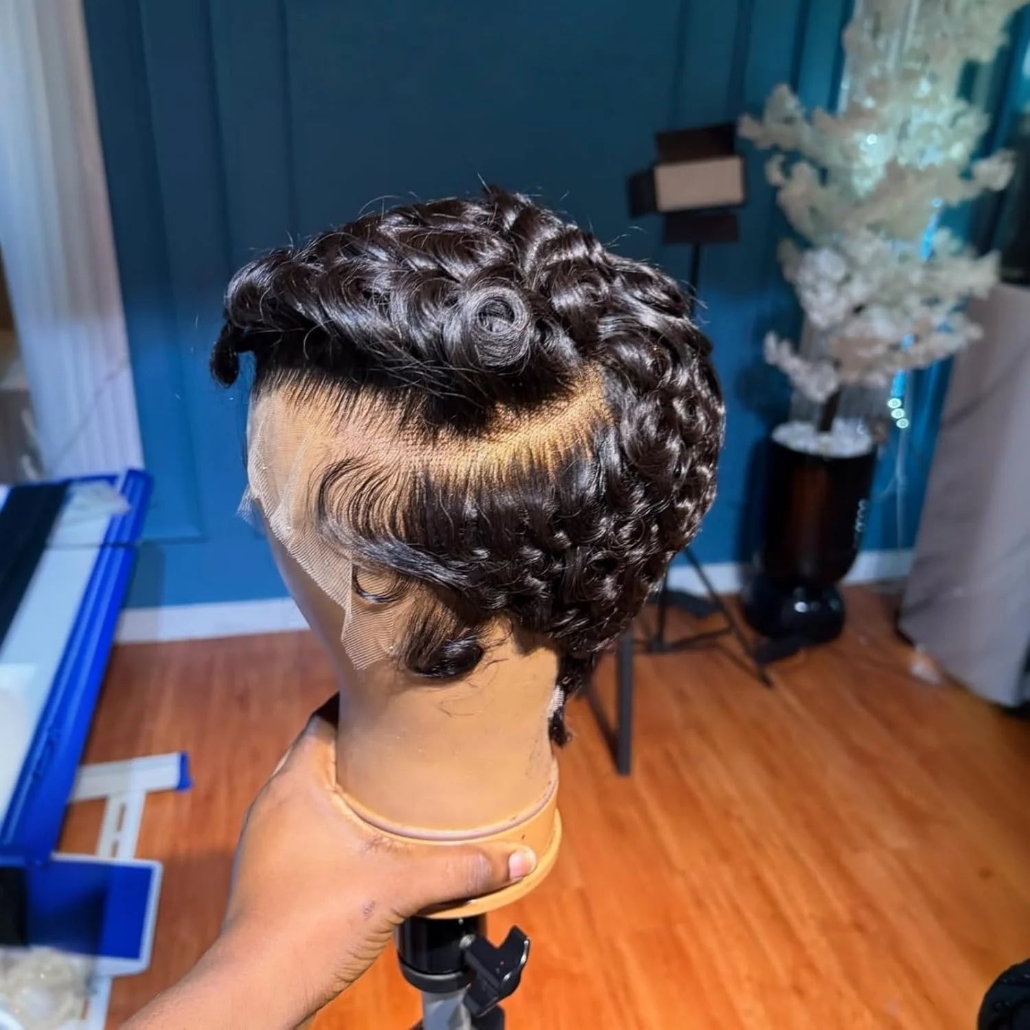 Pixie Cut Lace Front Human Hair Wigs 13x4 Lace Front Wigs Chic Elegent Short Curly Wigs Pixie Cut Curly Wig For Women